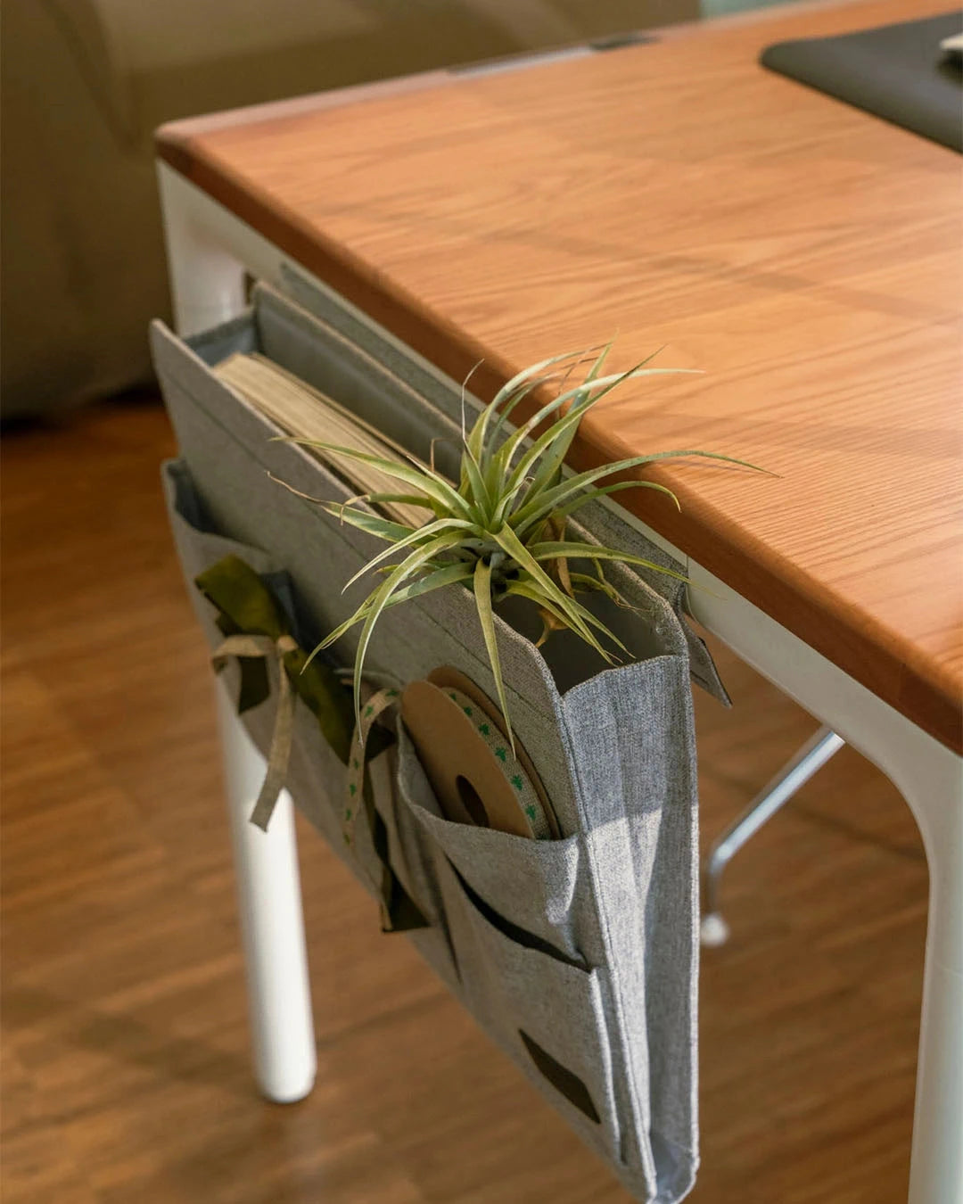 Dale - Hanging Desk Organizer